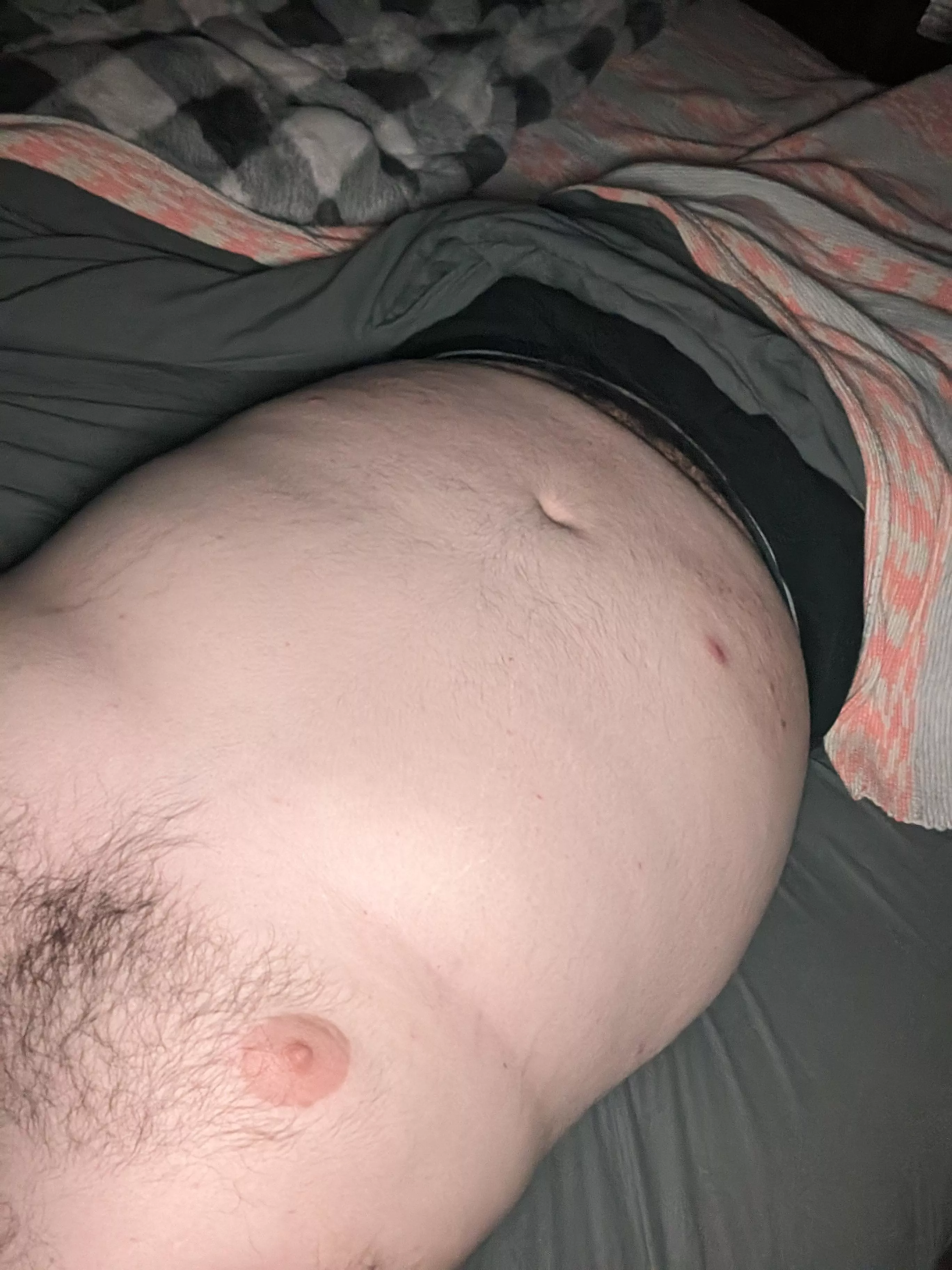 I'm freezing. Can someone spend the night with me? posted by Terrible_Common7307