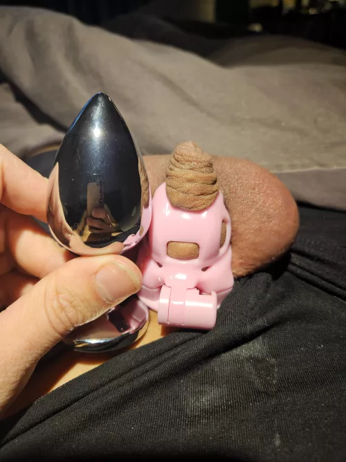 Is it normal that the plug is bigger than my clitty?😅 by swolo007
