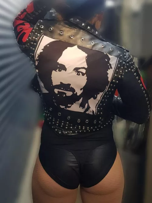 Jamie Hayter by tomcamisi