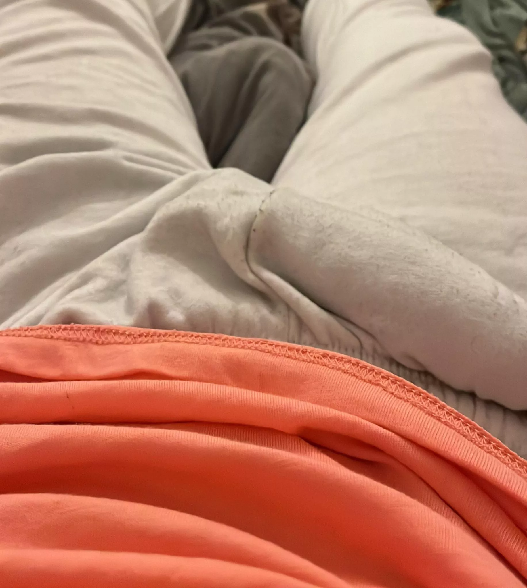 Just me in my joggers posted by ItchyDistribution729