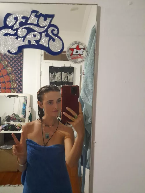 just out the shower, wish u were here to play F18 by Cutie-Babe