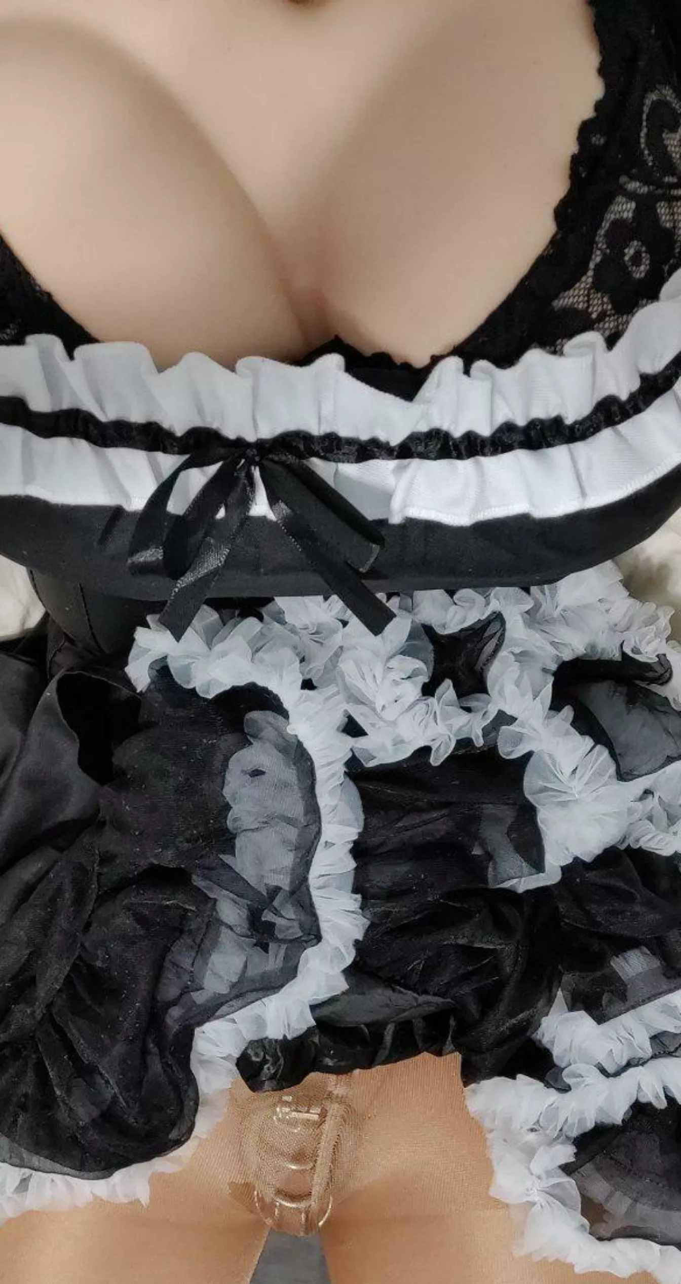 Love being a large breasted sissy maid posted by maskedsissymaid