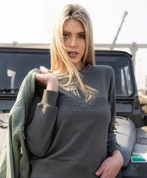 Nicole Licini by UncleSquiffy