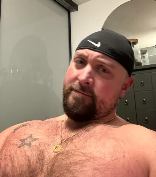 Started growing back a full beard. Will it give me more powers? 😁 by Topinlnd