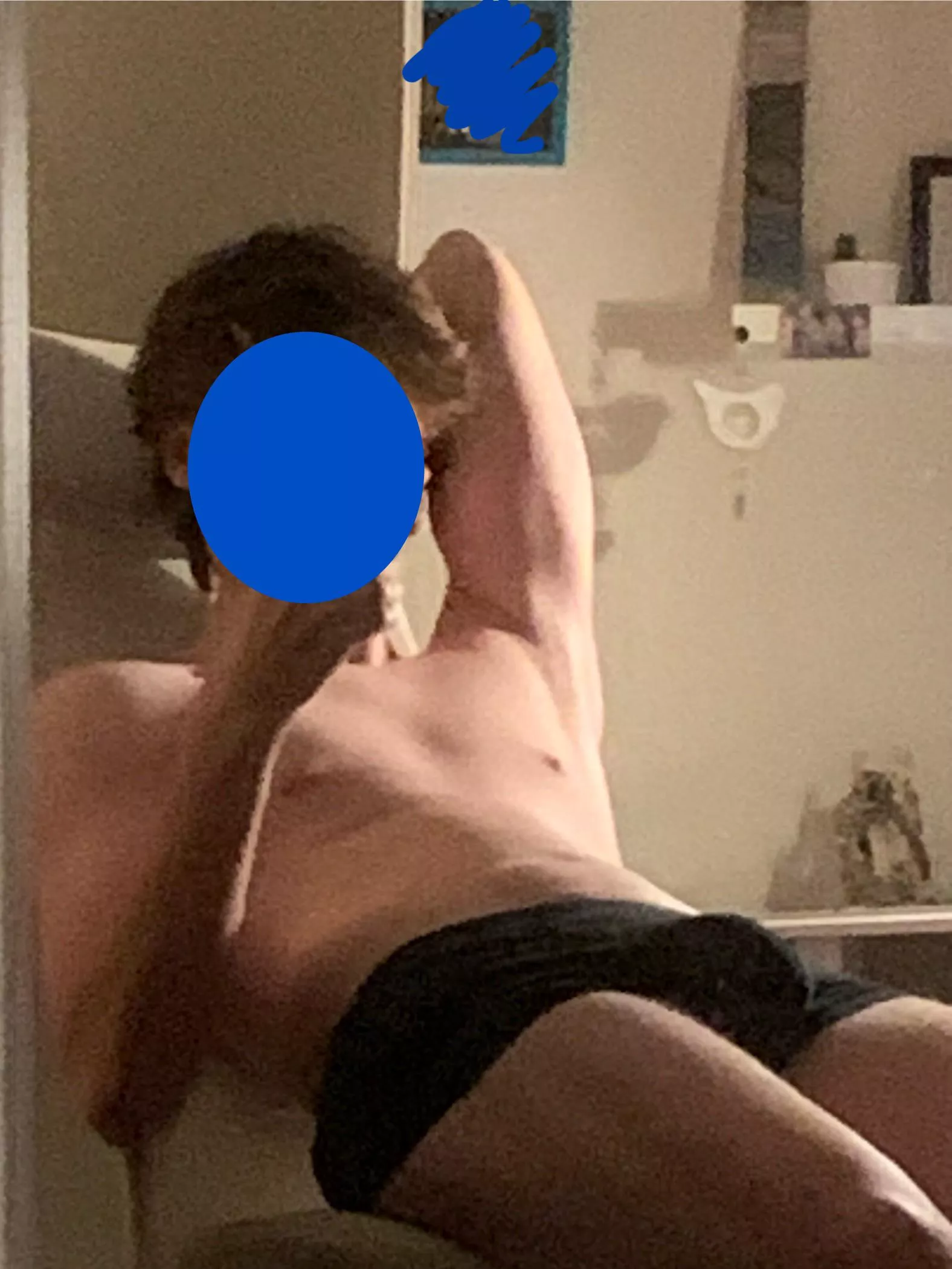 Teen bulge posted by B_______________