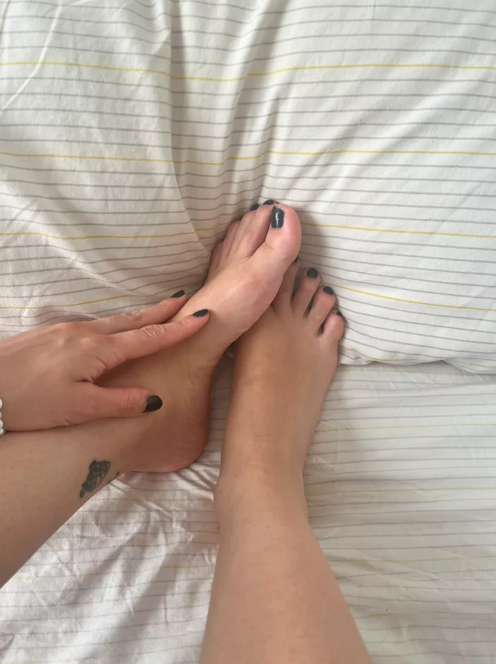 This is where your tongue belongs (OC) posted by dallasmadrid