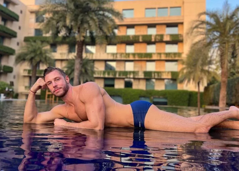 Vacation Mode Activated. Come say hi! posted by TroublesPoetry