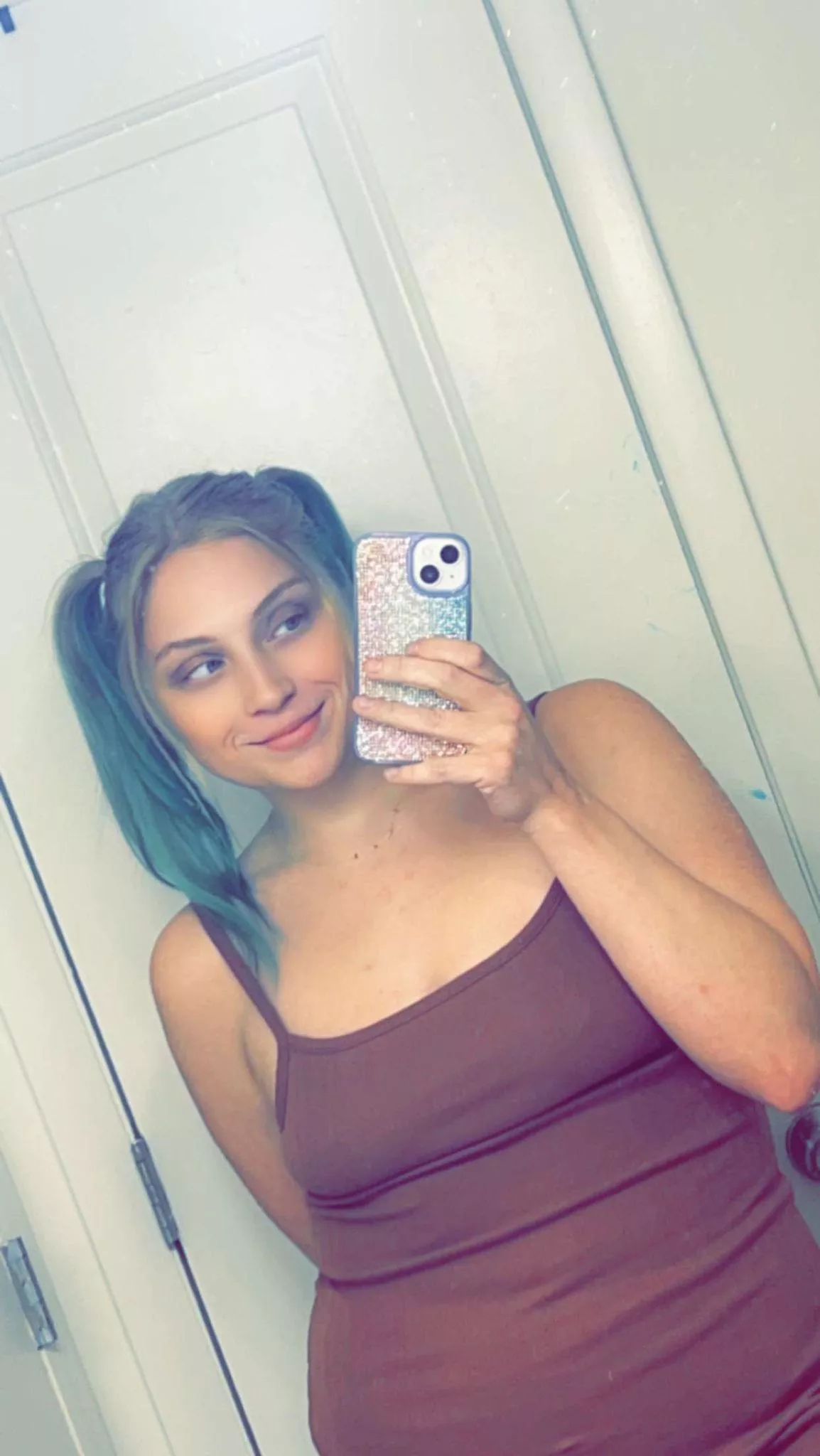 What caught your attention first? posted by meawdoraaa