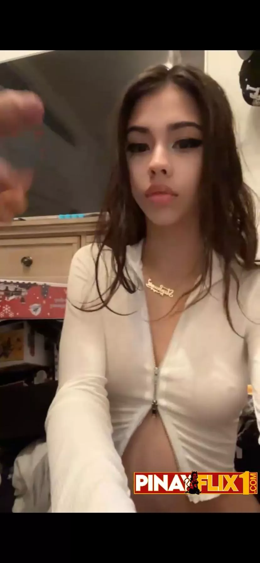 whats her name? posted by PuzzleheadedLime8634