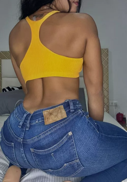 Yummy back and yummy ass by Clarissa_Joan