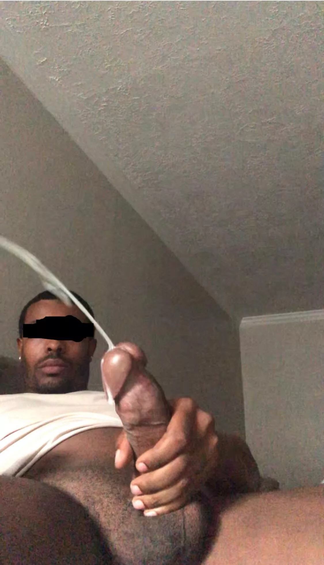 A thick dick that shoots thick cumshots posted by JoJo_15_