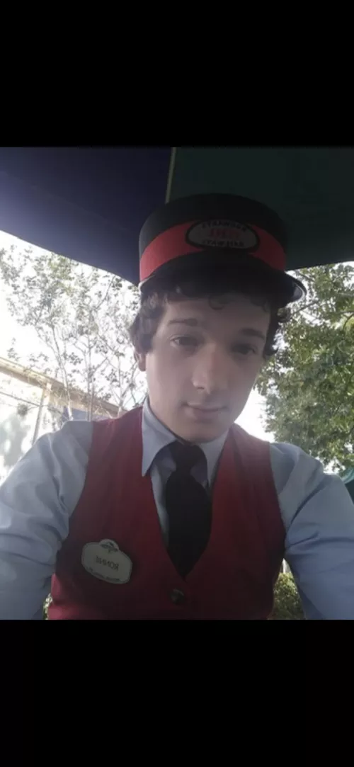 Anyone wanna chat with a wizard? by whateveritsathrow226