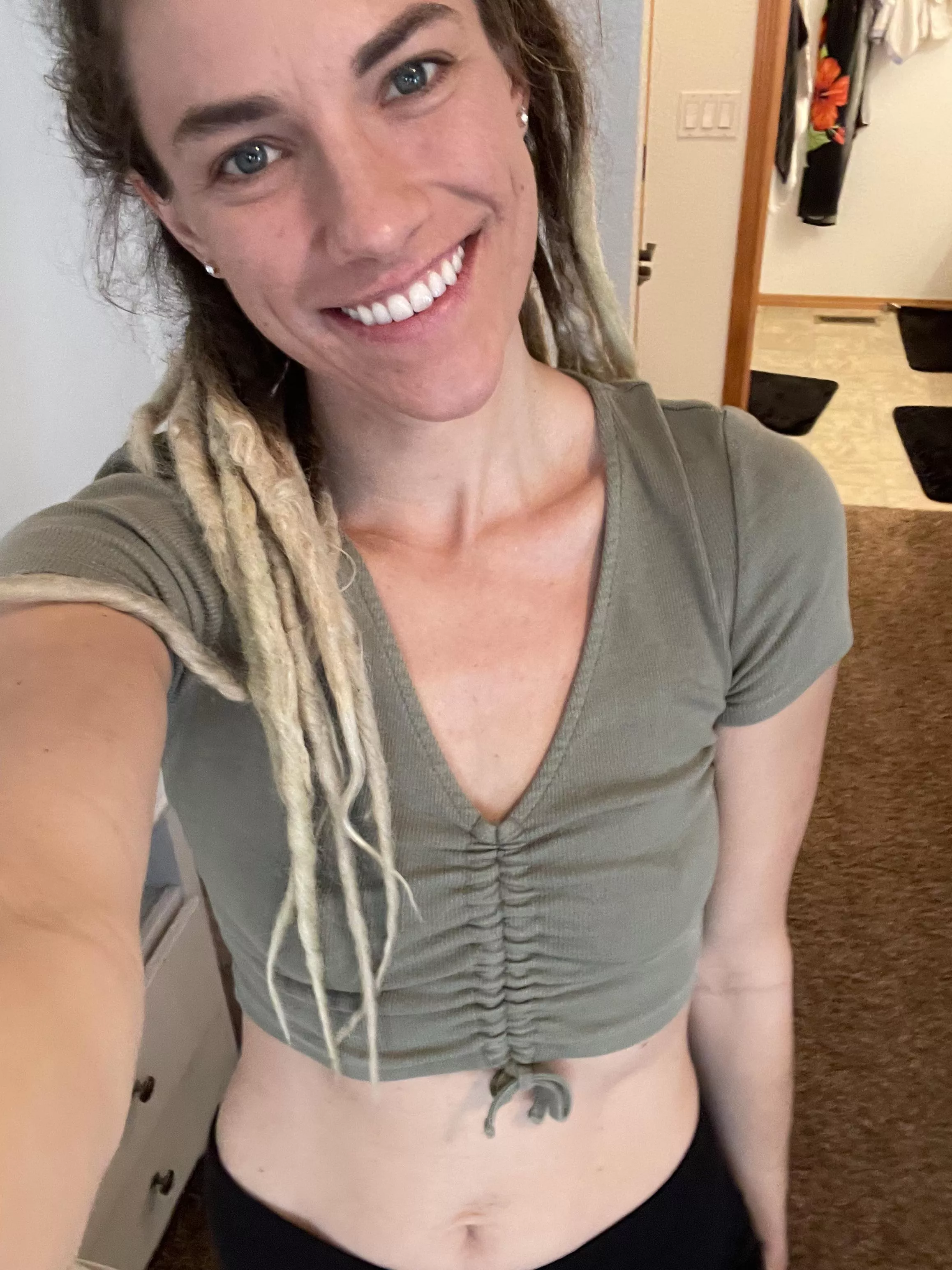 Are people still wearing bras? I thought we were done with that posted by siennajuneofficial