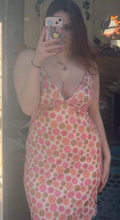 comment your cock size and ill tell you if you deserve to cum. 🤏🏼🖤 by Electronic_Fennel367