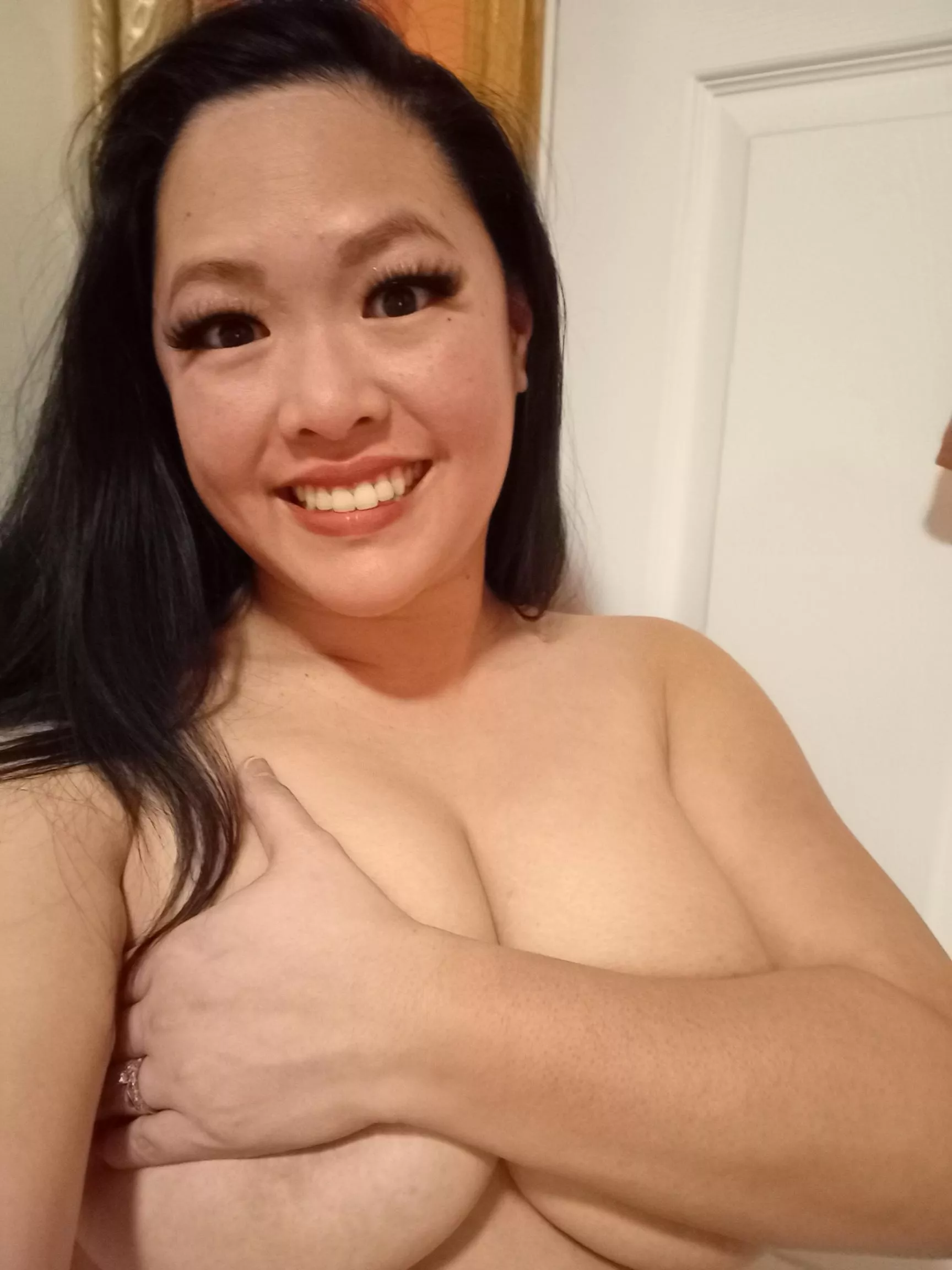 Could you give me a hand with these? posted by curvylotus