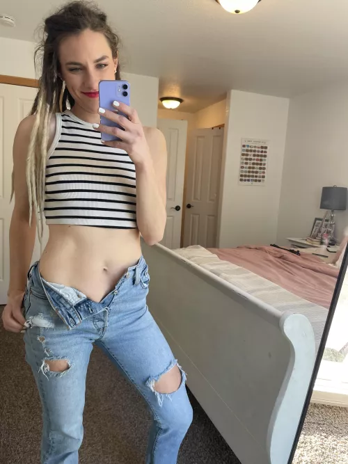 Daily by siennajuneofficial