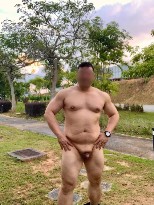 Doing my usual morning rounds at the resort to prepare for the arrival of Chinese New Year vacationers by BroNewdist