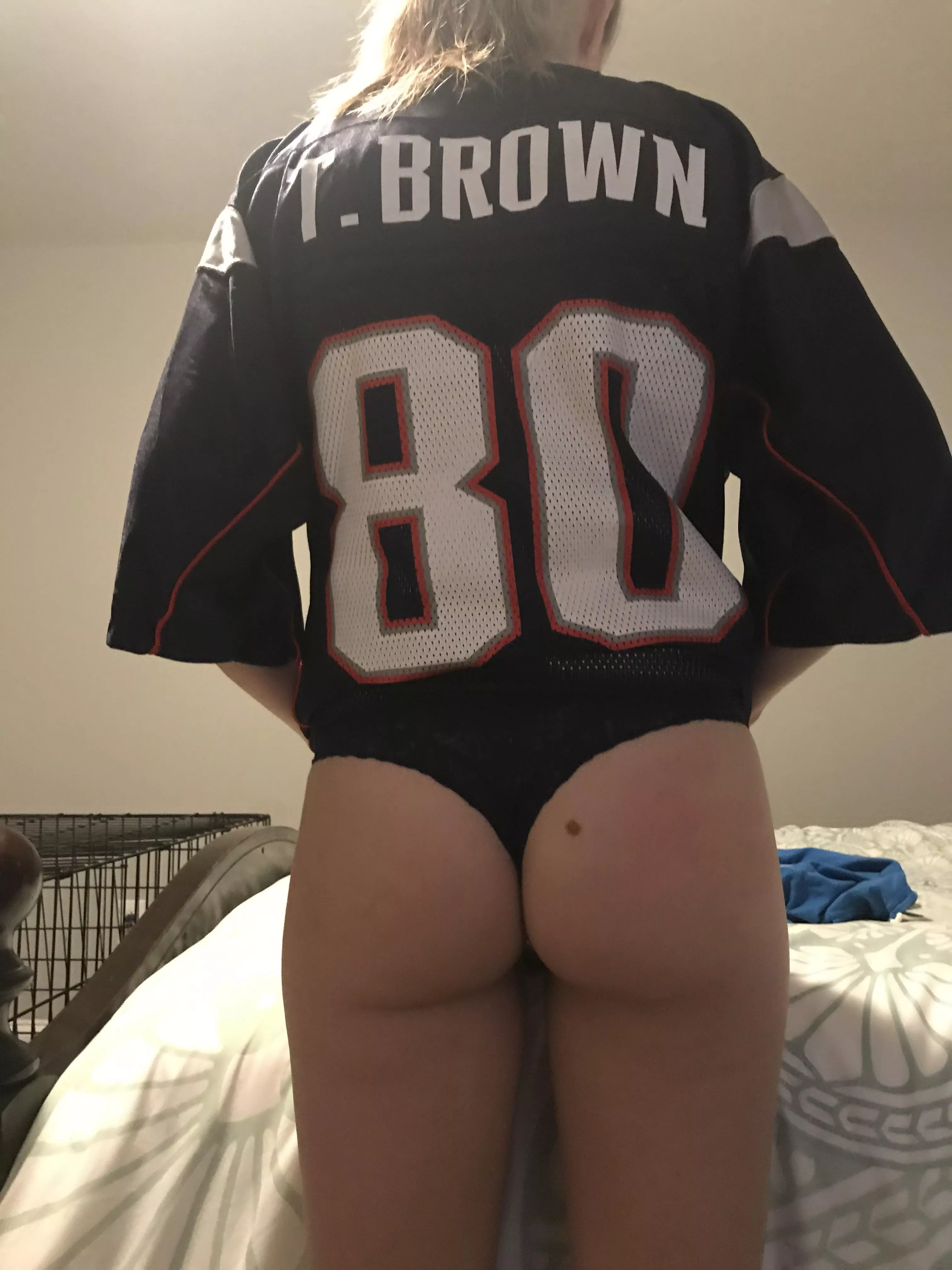 Good to still see one NE Jersey on Super Bowl Sunday posted by brianboitano89