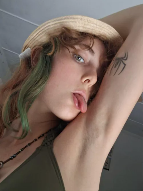 green tease, tongue out, come watch my wild side F18 by Cutie-Babe