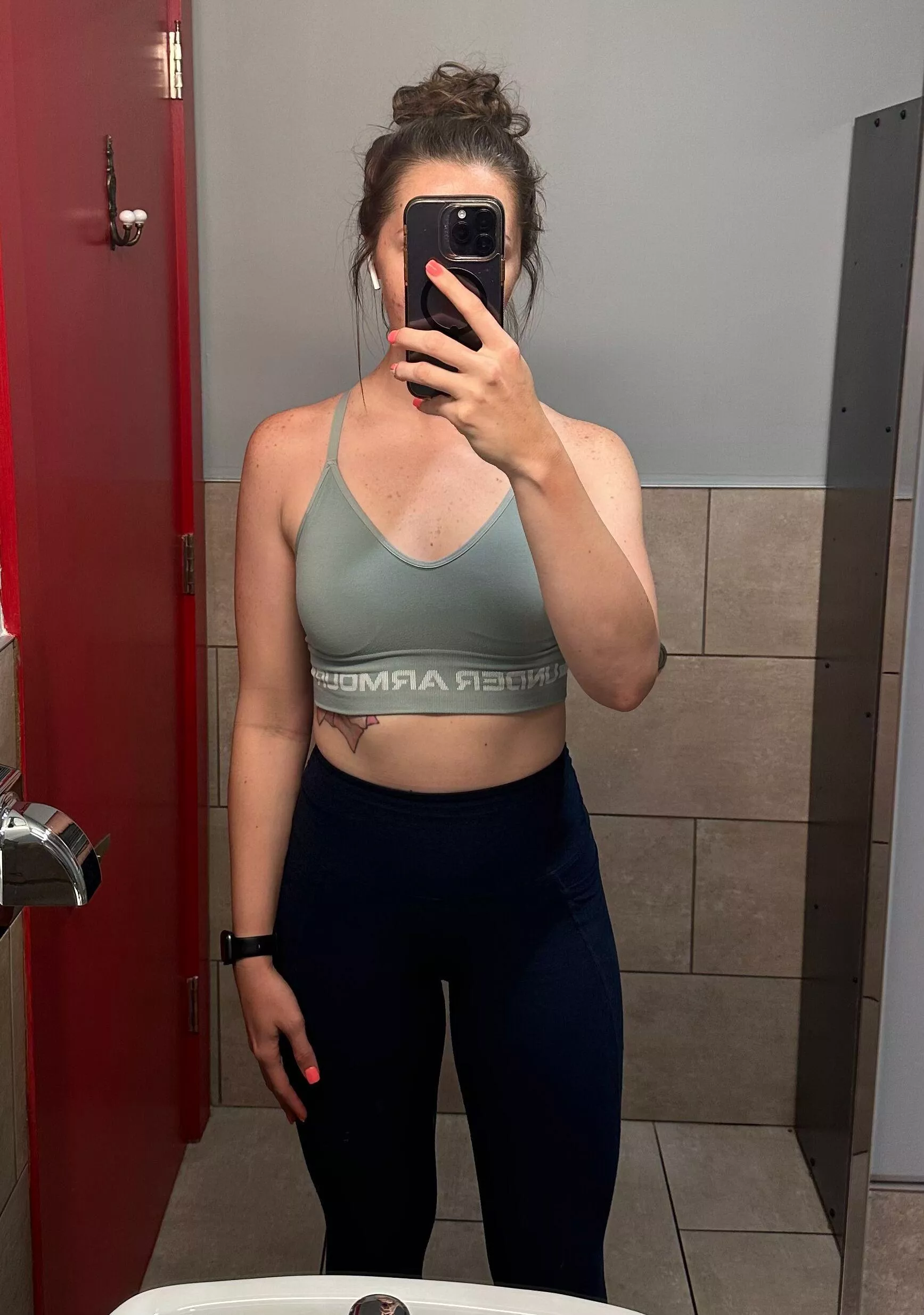 happiest in my yoga pants posted by cumwcourt