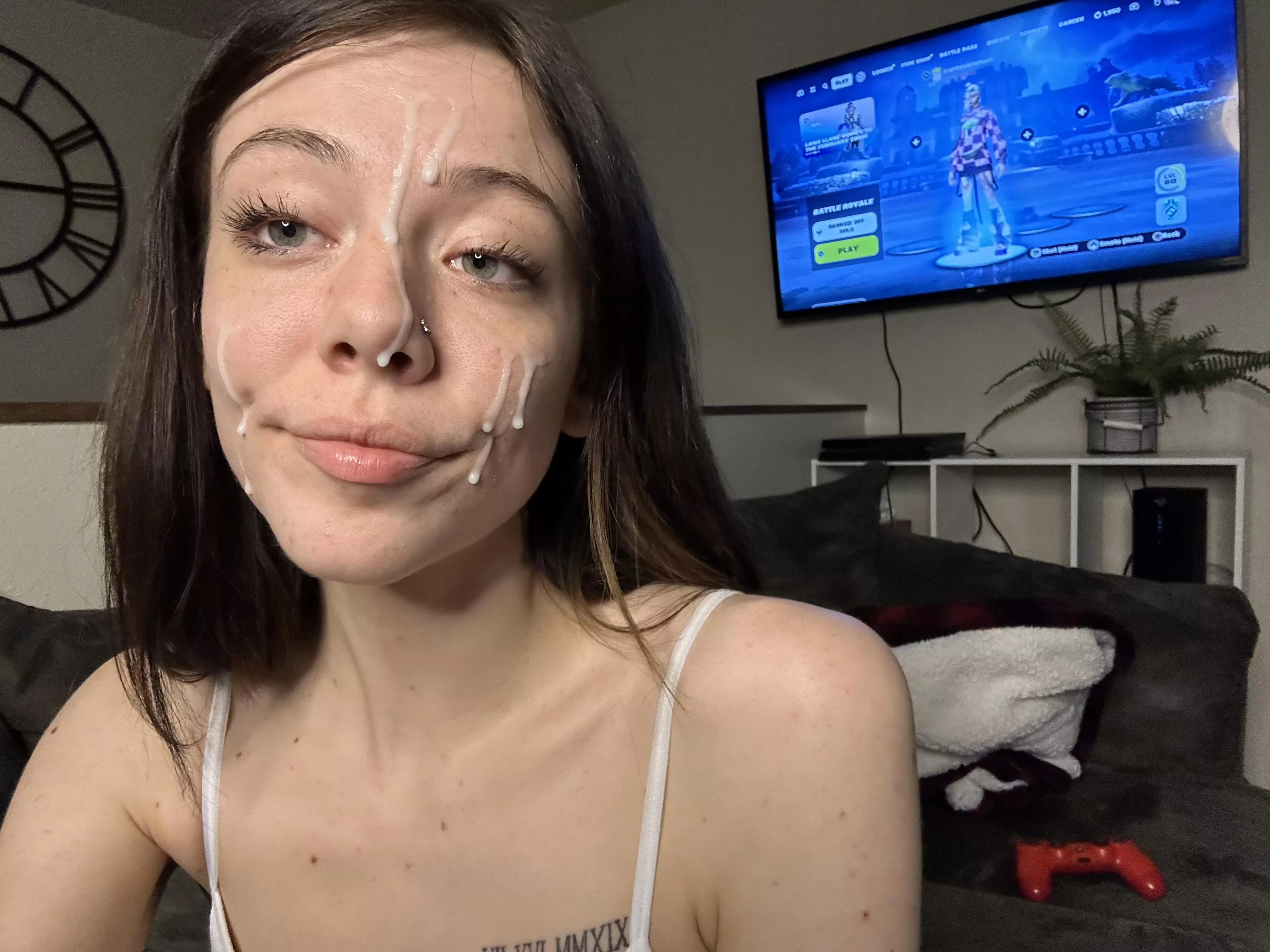 Happy girl. Cleanup or add? posted by OkGabage