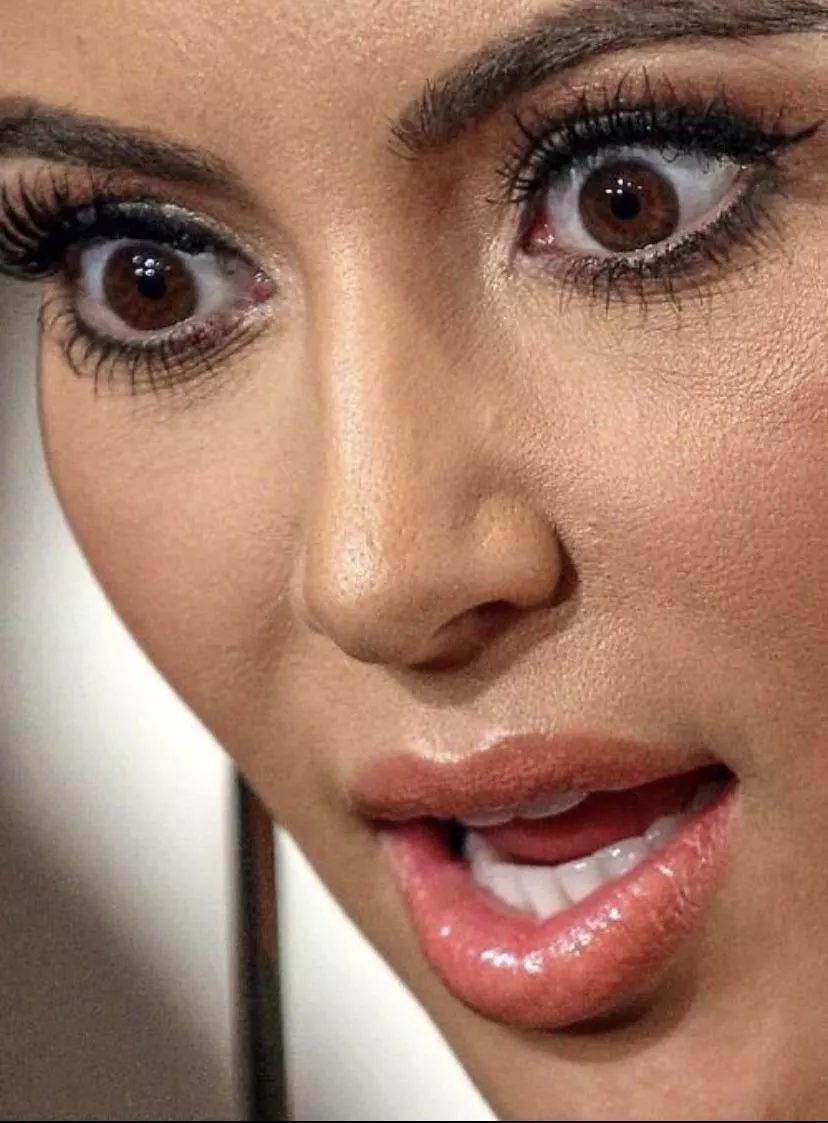 her face that she makes when she finds out you have a big 🍆 posted by qba-99