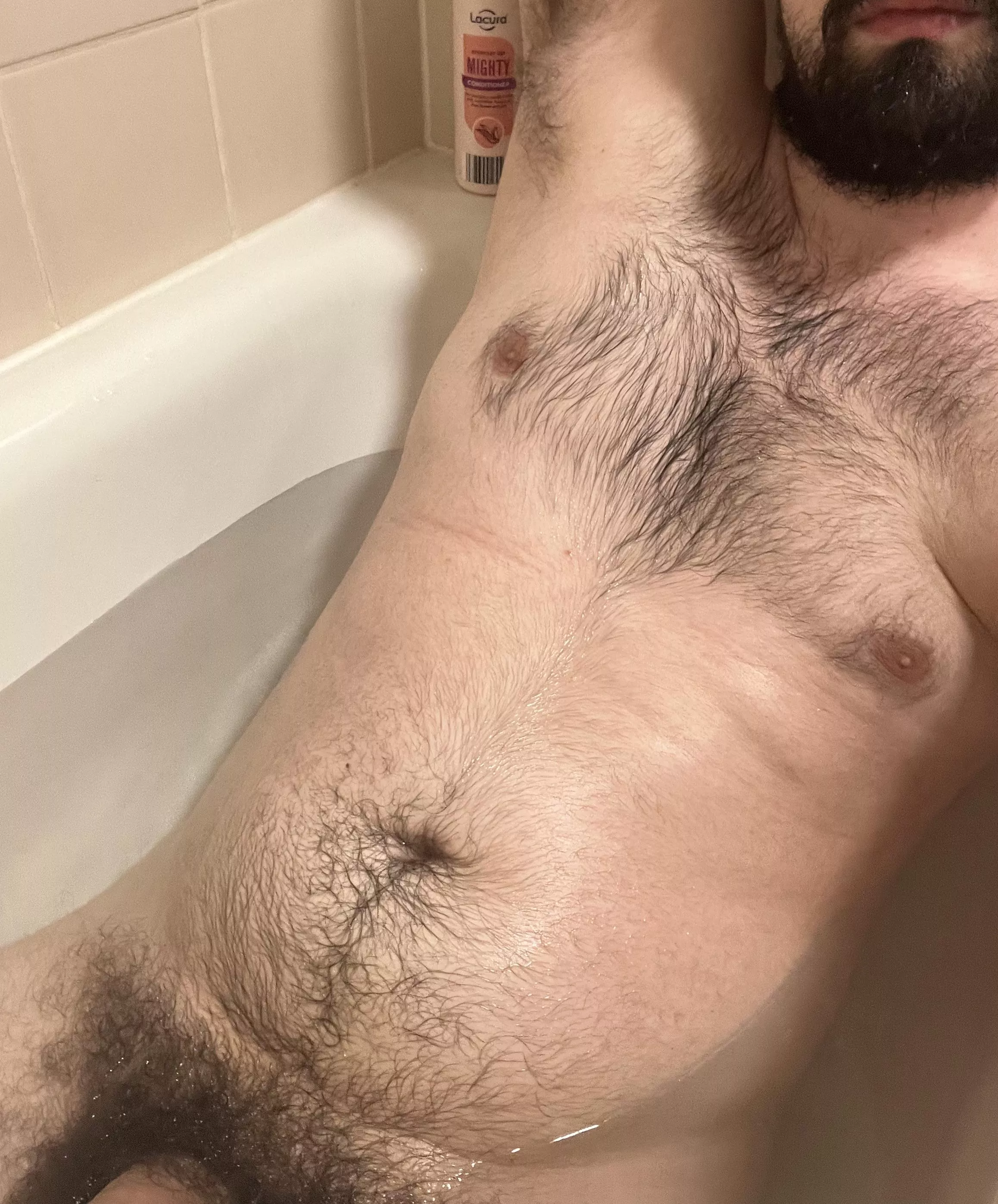 How do I look?👅 Dms open😈💦 posted by HungYoungAlpha-