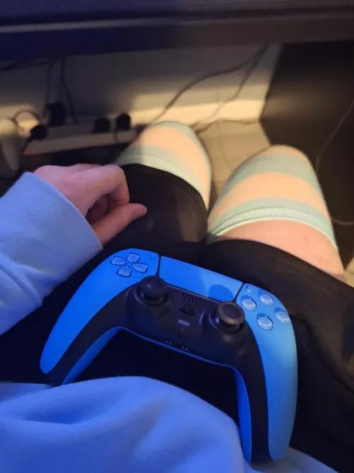 It's gayming time >:3 by korra_the_dum_dum