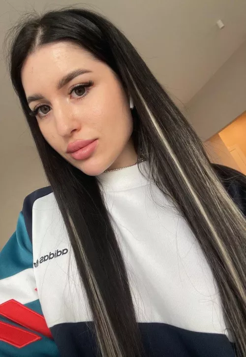 Loking for a REAL and online daddy💋 by Treenr