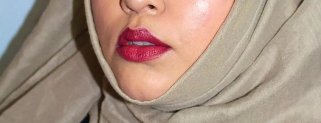 Look at the lips of this Hijabi posted by hard4usam