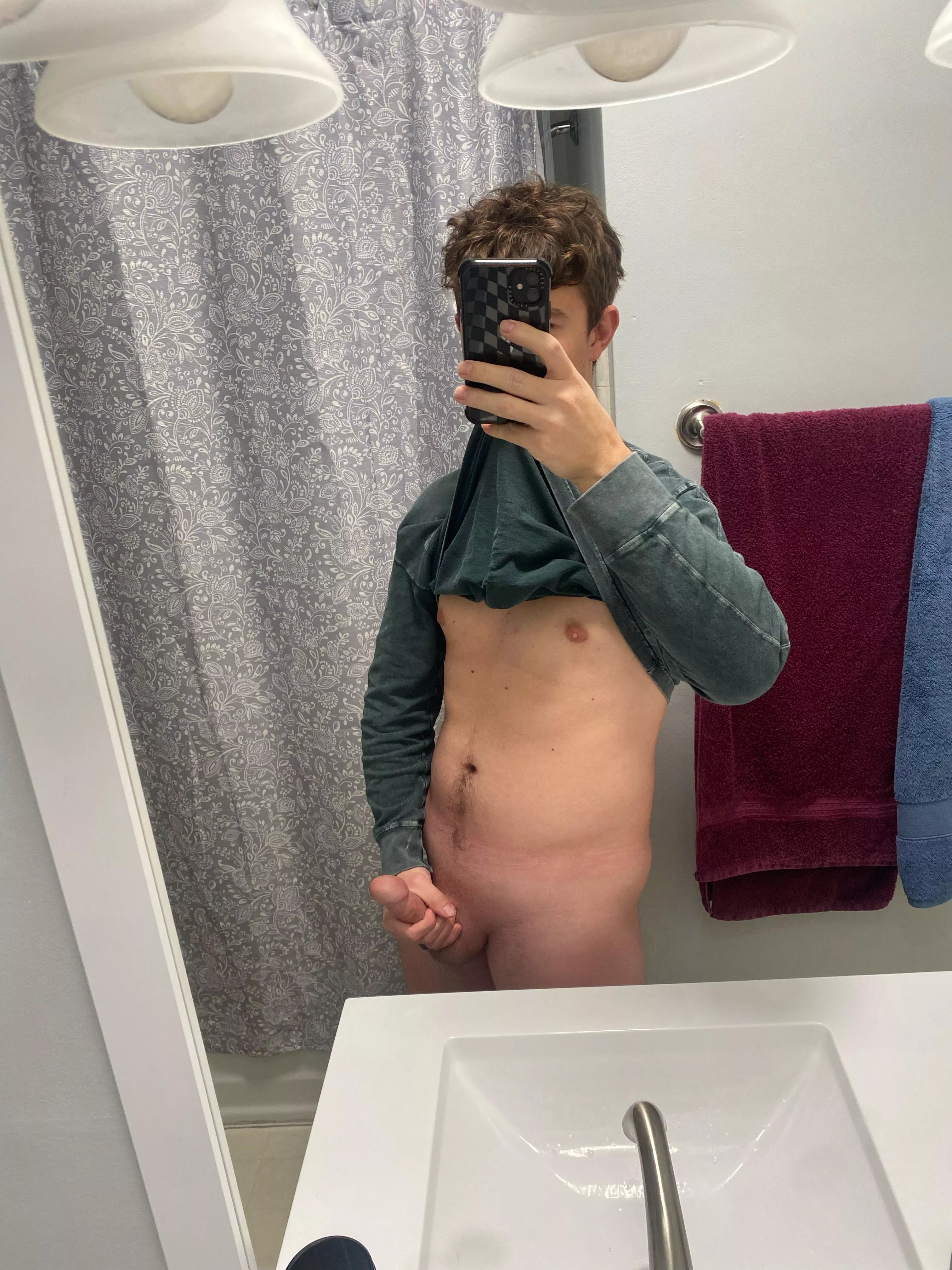 My wife won’t get off the phone with her mom… I guess I’ll just have to find attention elsewhere🙄 posted by gg60672