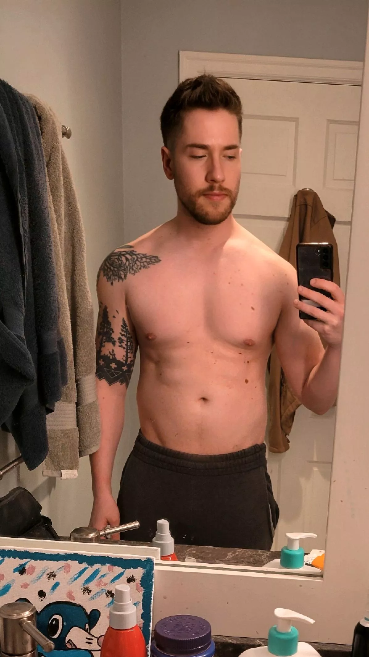 *Nips* posted by Araren