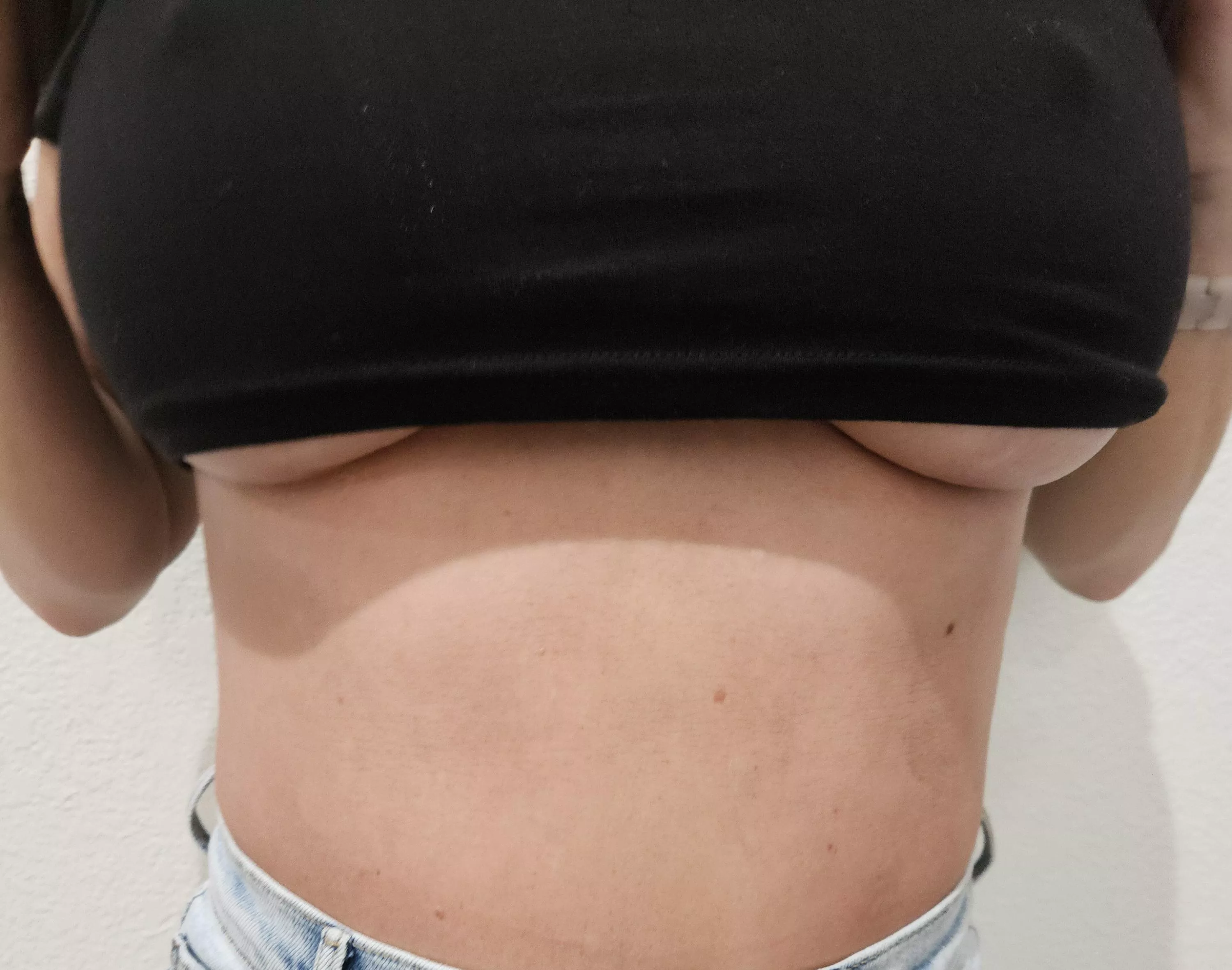 Not enough support for mommy posted by Momsexy6