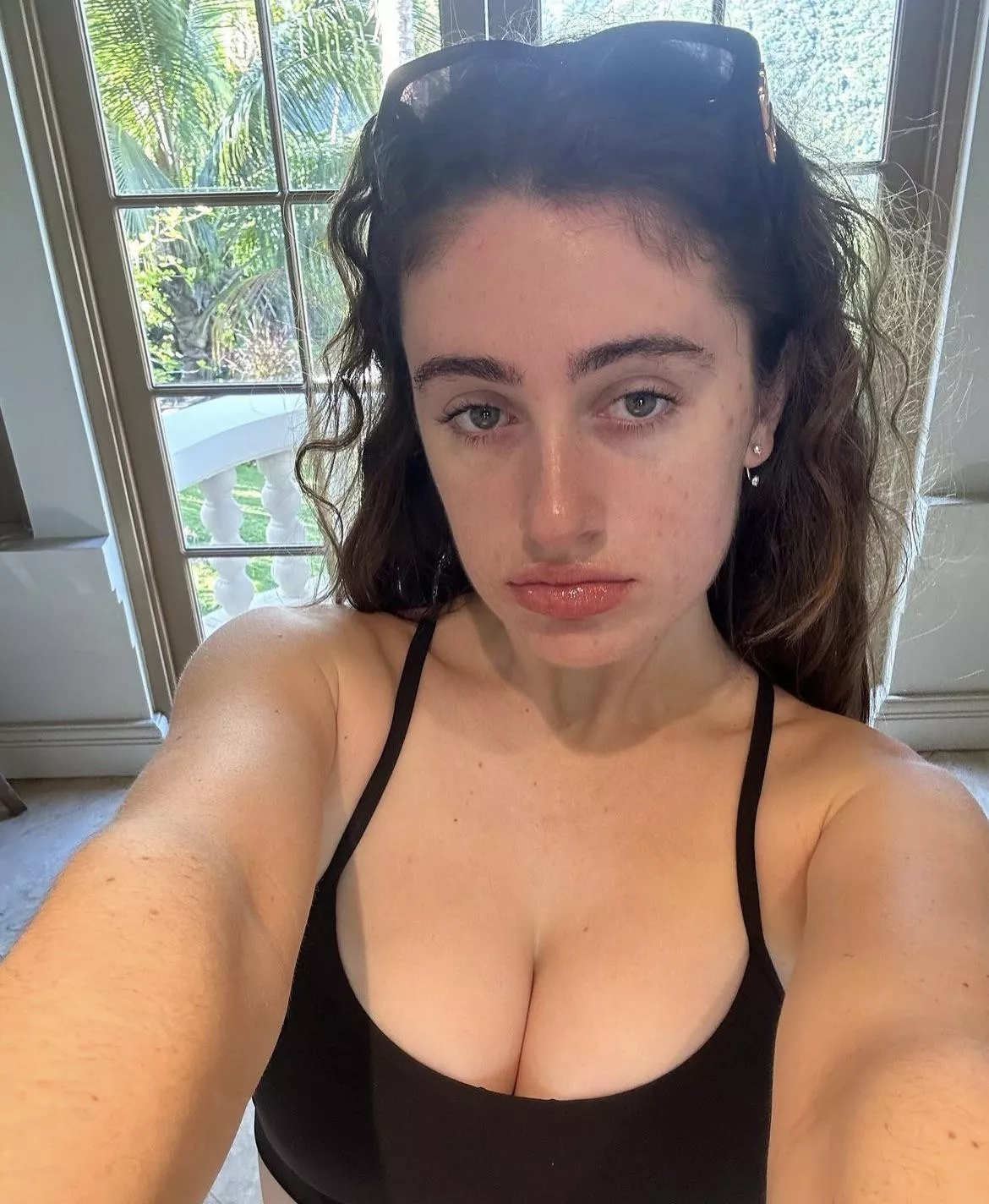 Rachel Sennott showing them off for you posted by 530posts