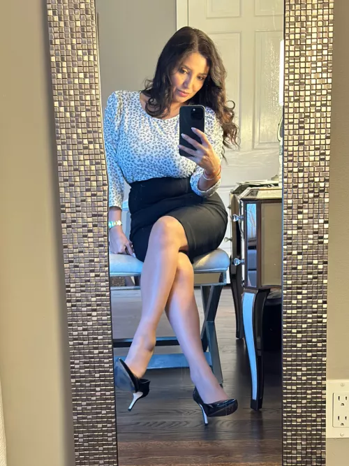 Real classy milf by LatinaSeven7