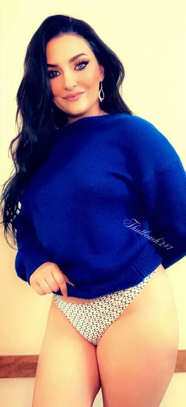 Seduction starts with the perfect pair of panties 🤍💙 [Selling][US] posted by thatbeach247