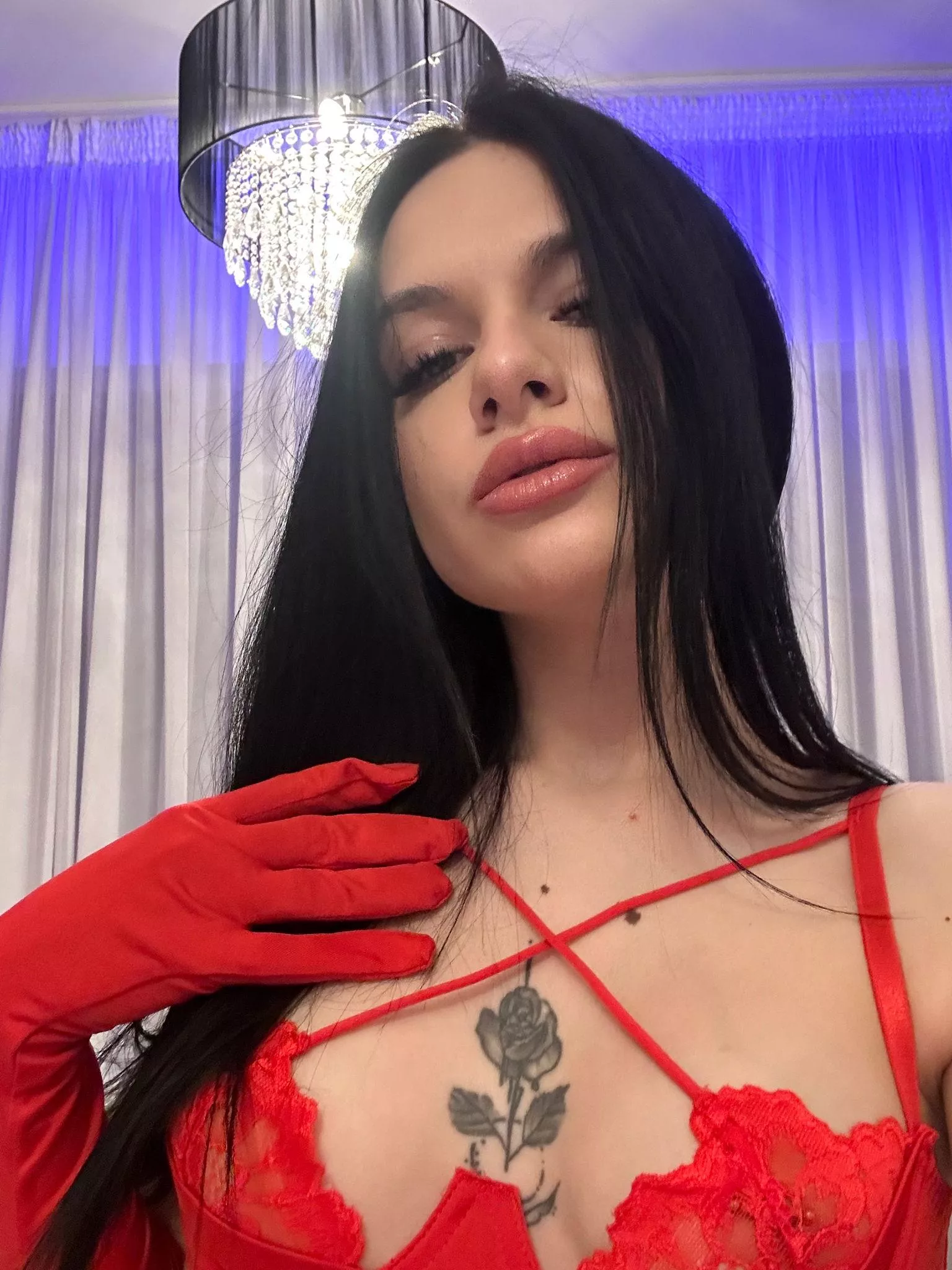 Sexy selfie to brighten your day posted by RealRebeca