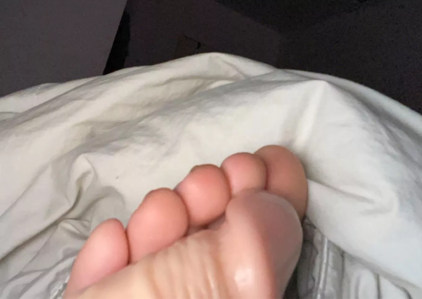 Soft toes toejob posted by Kind_Sock_9521