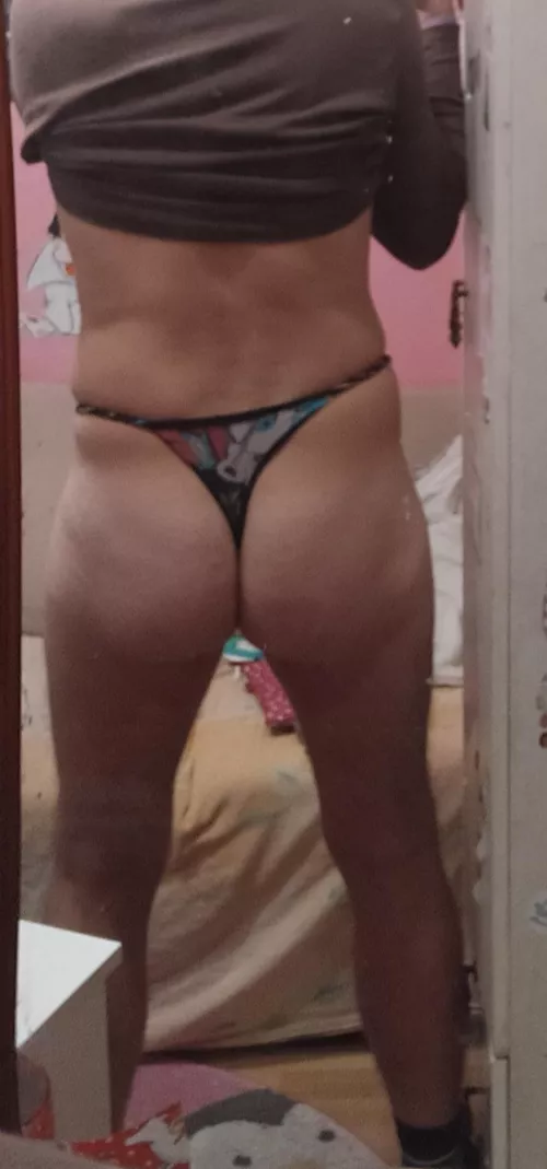 Spank me 🍆 by majkibut