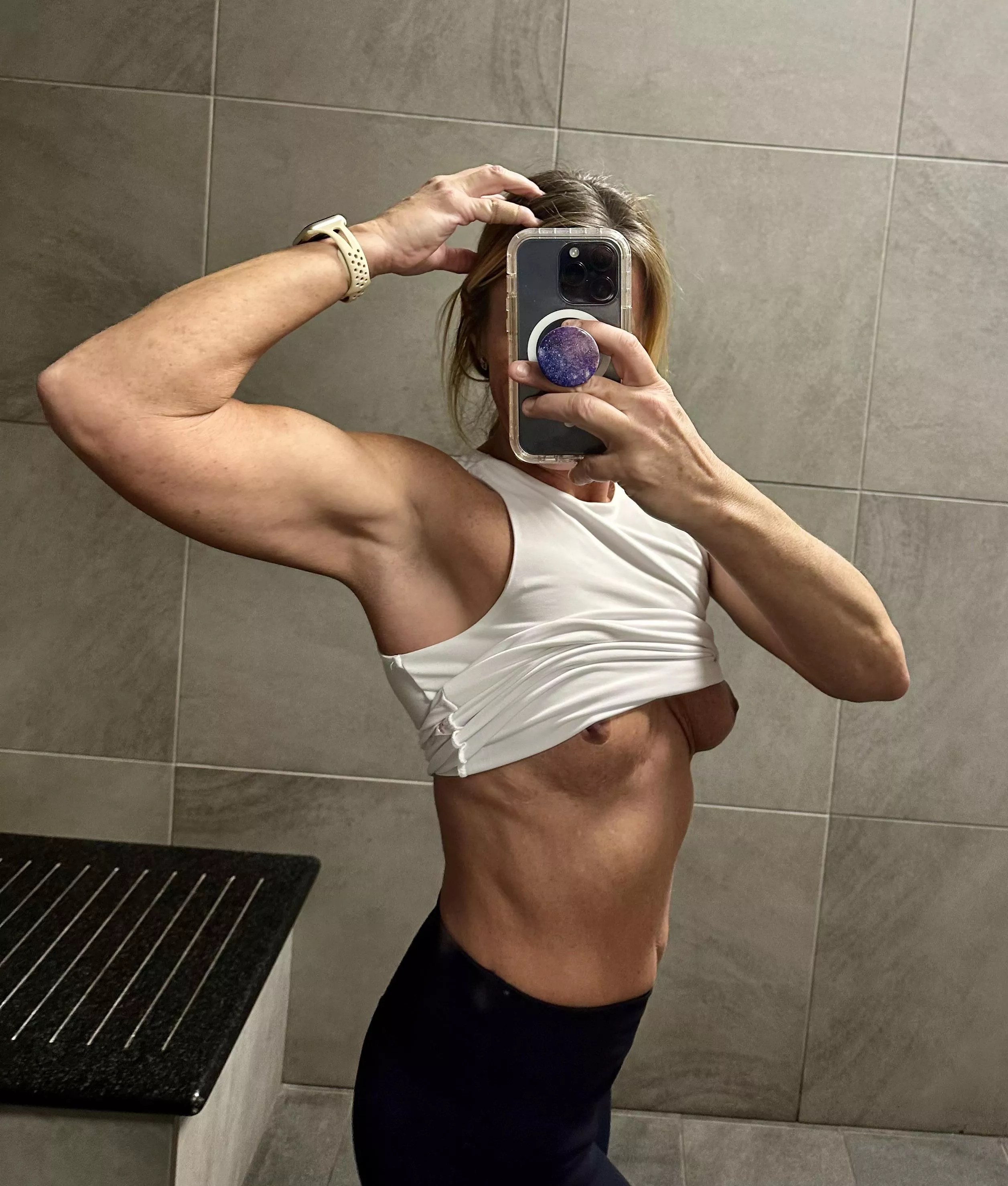 Sunday funday pump, however💪🏻 is not the only thing that’s pumped😉🤭(f) posted by Upset-Salt-5025