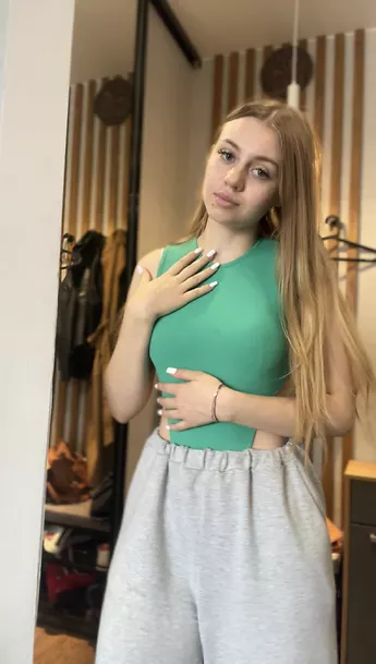 That girl wants to be punished😏 posted by HeavyVegetate