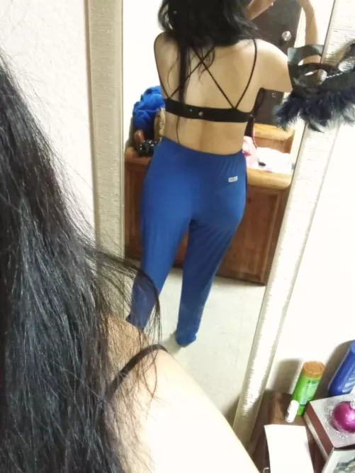 The specialist doctor will receive gifts for February 14, I am still single by eith_draekghot