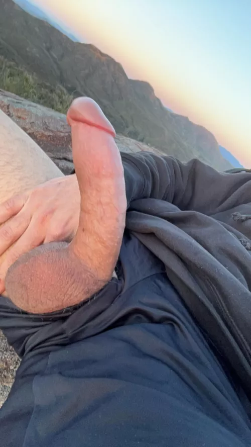 Went for a hike this morning 🤓 by Longjumping_Arm_3338