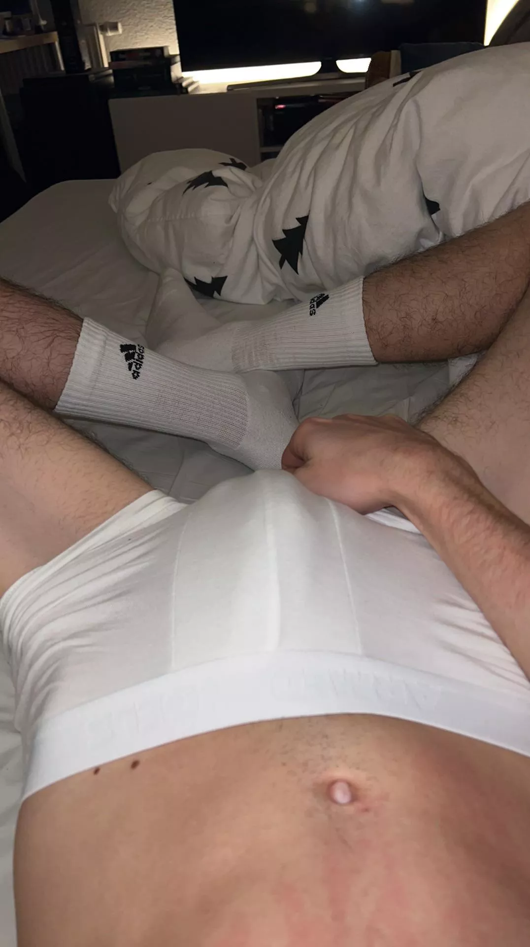 Who also loves white socks and boxers ? 🤤 posted by marv_24_hrny