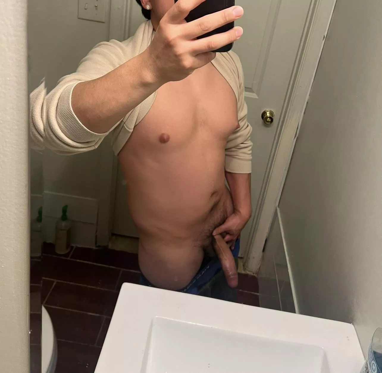 Who wants to help me posted by Thin-Country-2597