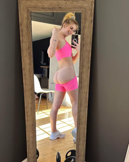 Working on this booty for you by notevenemmajones