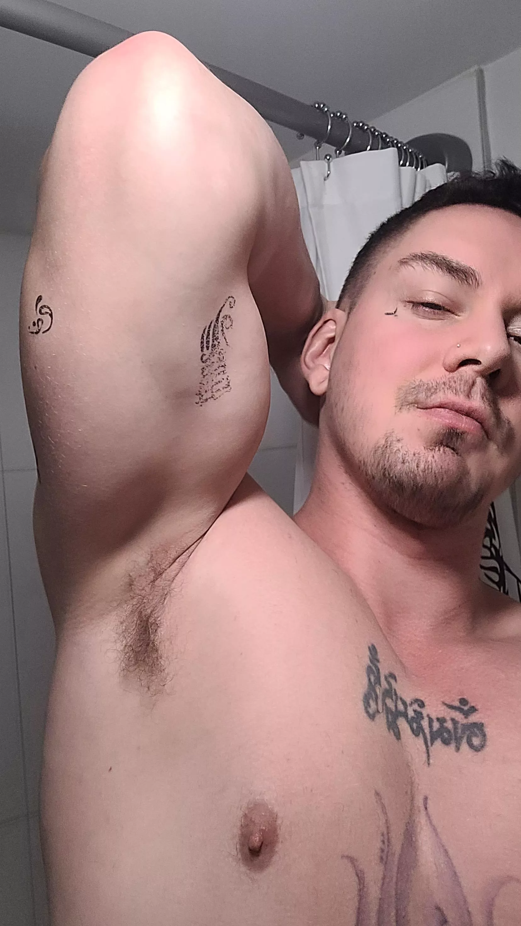 18 inches posted by baraboyfrend