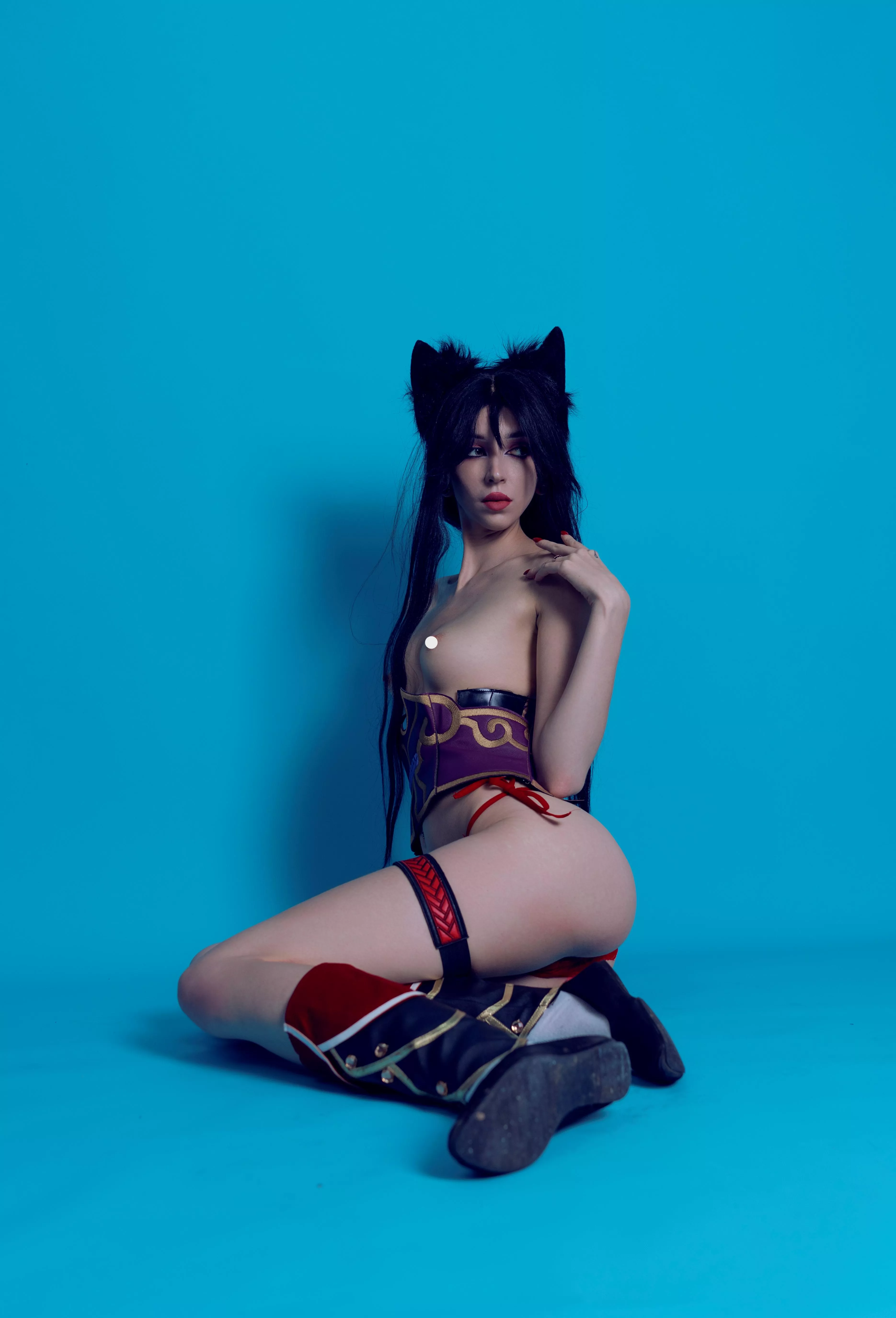 ahri by lunedcrevan posted by LunedCrevan