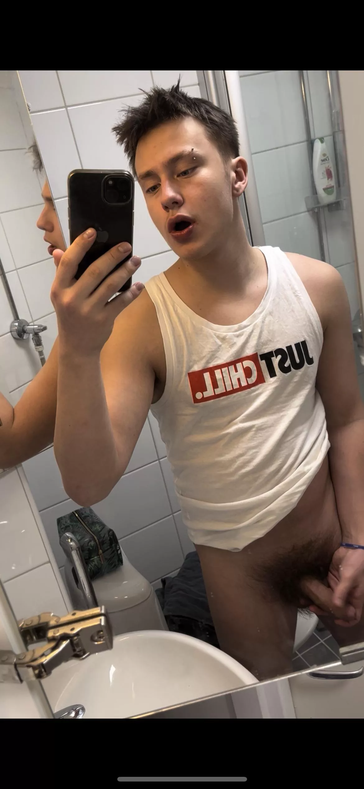 Any man wana try something new?😋 posted by Jessdudez