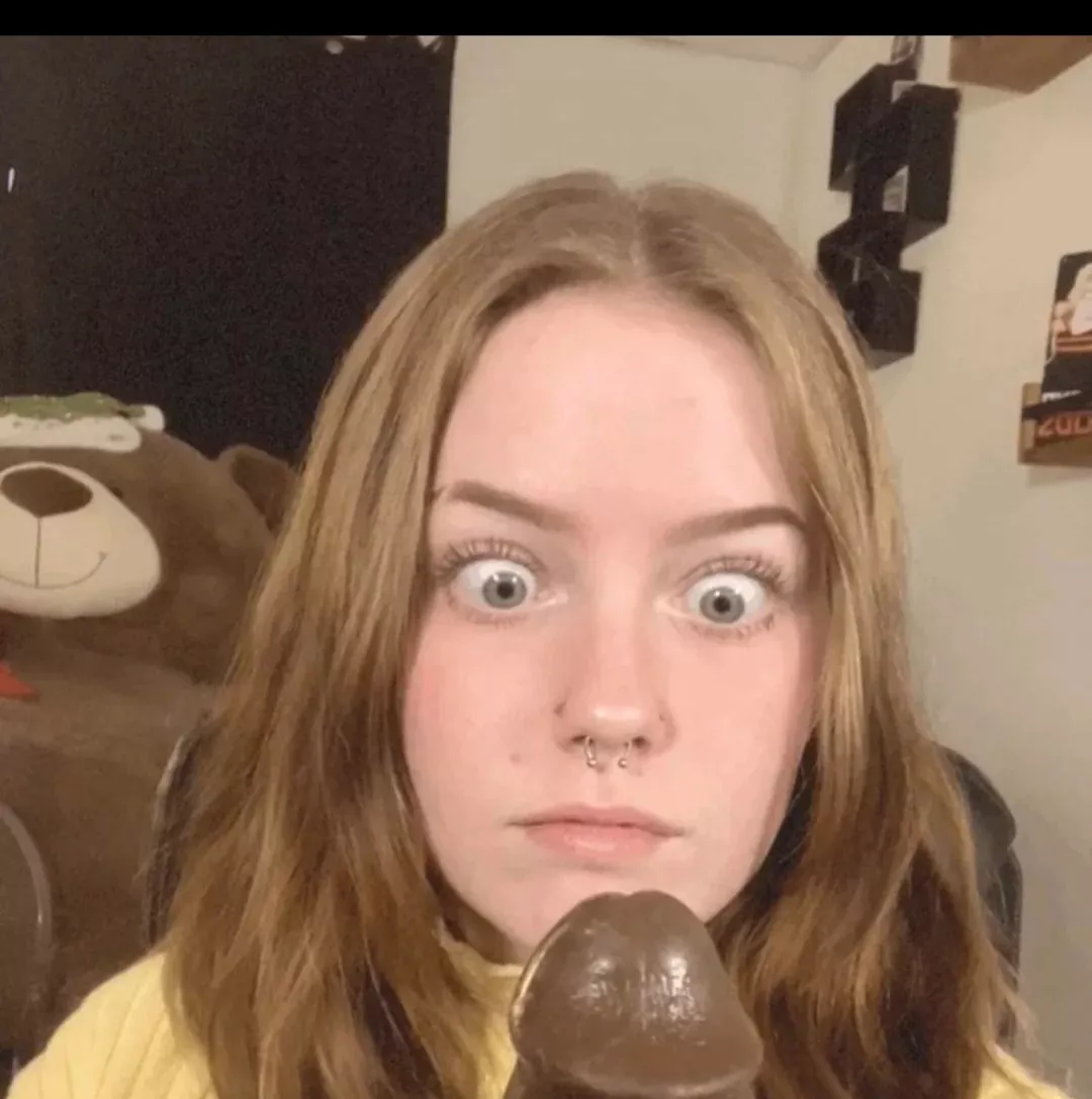 Anyone know her from somewhere? posted by Suitable_Ad8712